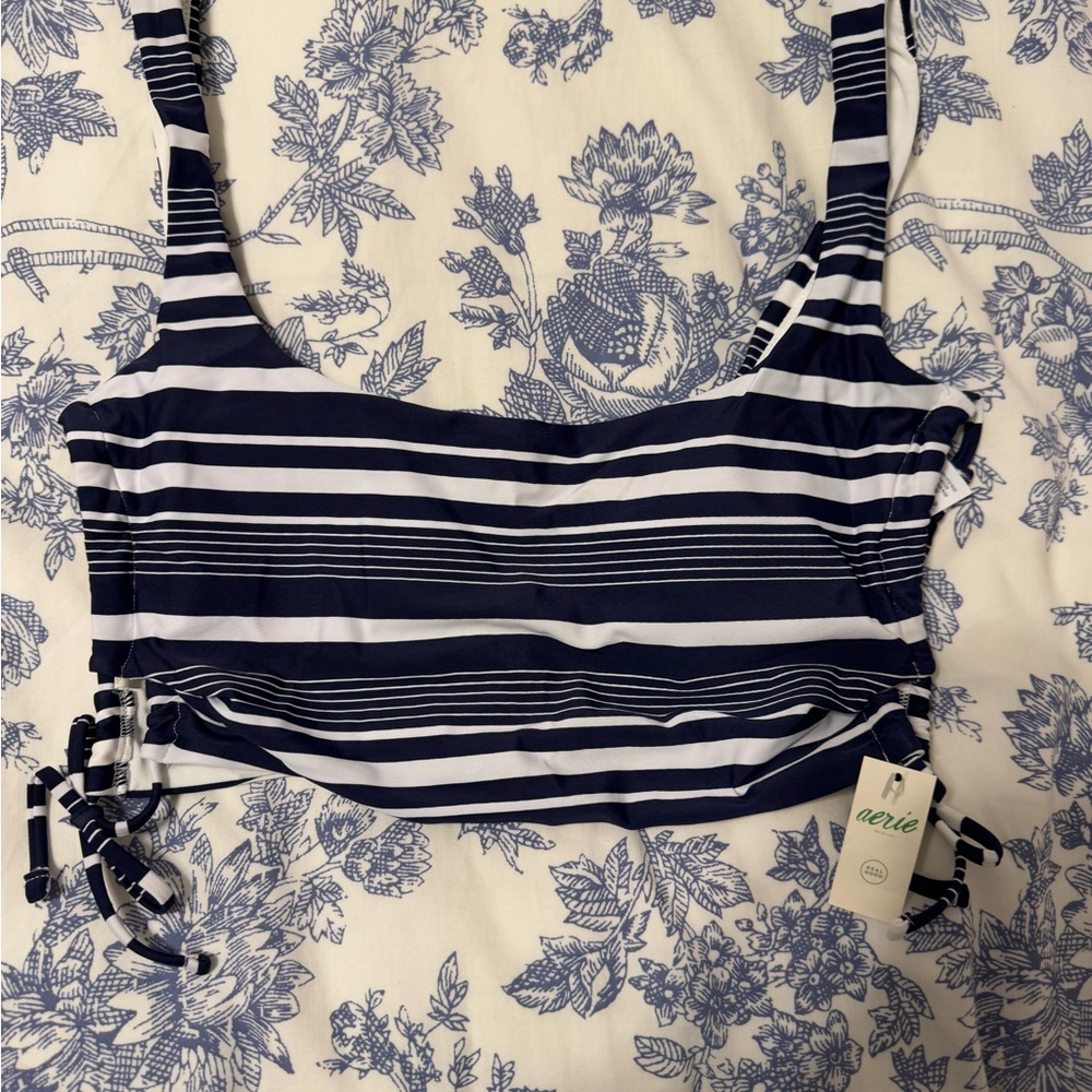 NTW Aerie Size M Navy and White Striped Women's Top